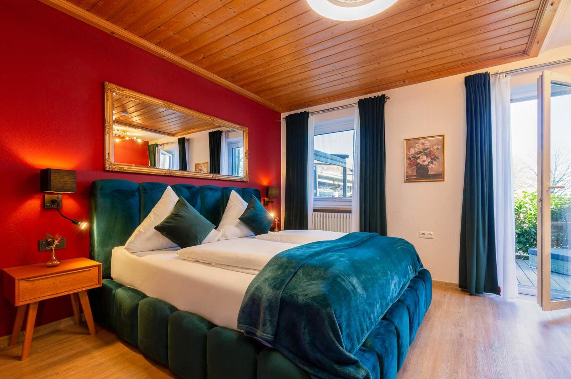 Hotel Schlossblick Chiemsee برين ام شيميسي المظهر الخارجي الصورة