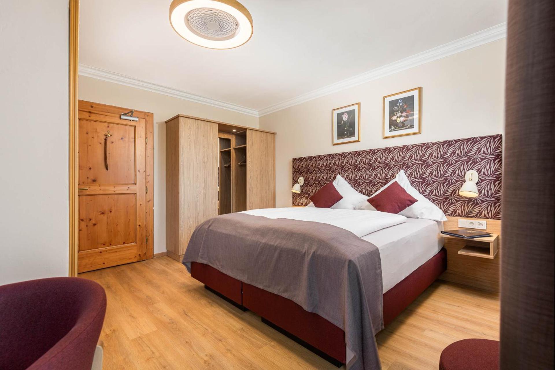 Hotel Schlossblick Chiemsee برين ام شيميسي المظهر الخارجي الصورة